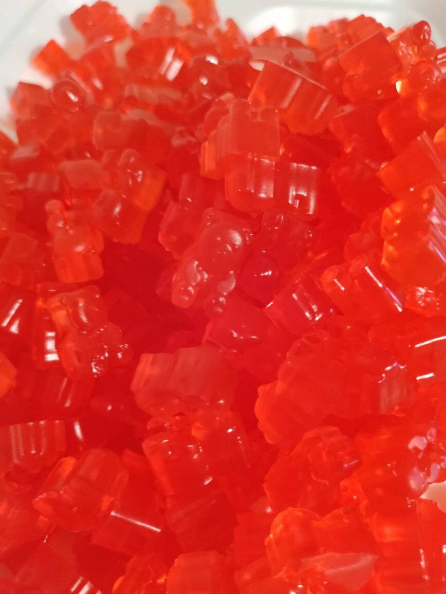 Cherry limeade sangria gummy bears